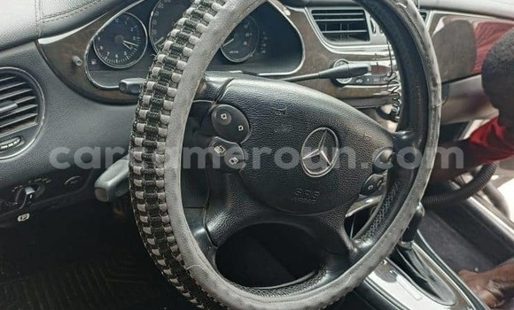 Sayi Na hannu Mercedes‒Benz CLS–Class White Mota in Douala a Ƙasar Kamaru Sayi Na hannu Mercedes‒Benz CLS–Class White Mota in Douala a Ƙasar Kamaru