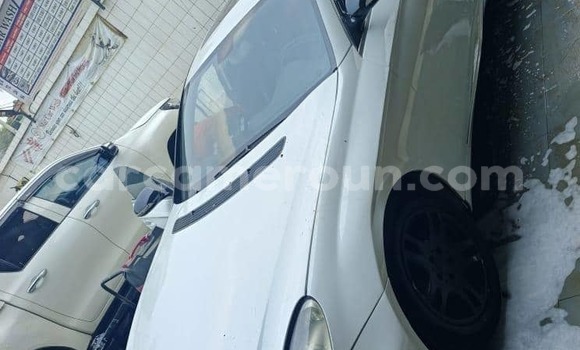 Sayi Na hannu Mercedes‒Benz CLS–Class White Mota in Douala a Ƙasar Kamaru Sayi Na hannu Mercedes‒Benz CLS–Class White Mota in Douala a Ƙasar Kamaru