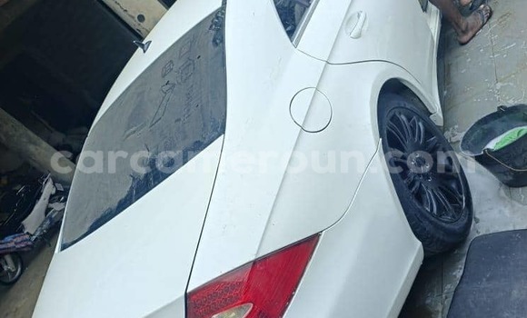 Sayi Na hannu Mercedes‒Benz CLS–Class White Mota in Douala a Ƙasar Kamaru Sayi Na hannu Mercedes‒Benz CLS–Class White Mota in Douala a Ƙasar Kamaru