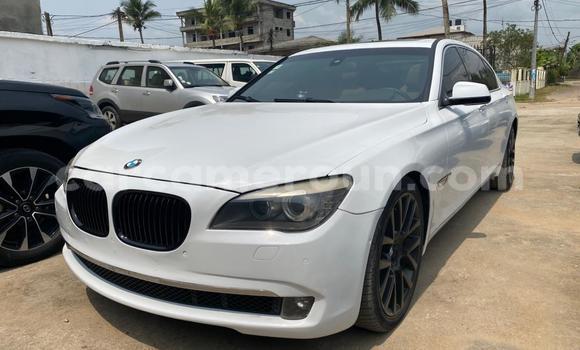 Buy Used BMW 7-Series White Car in Douala in Littoral Cameroon