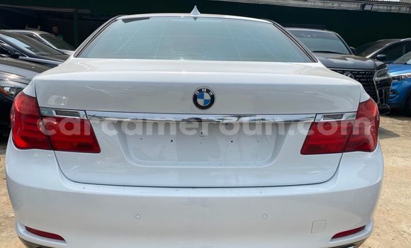 Sayi Na hannu BMW 7-Series White Mota in Douala a Ƙasar Kamaru Sayi Na hannu BMW 7-Series White Mota in Douala a Ƙasar Kamaru