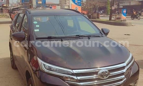 Sayi Na hannu Toyota Rush Sauran Mota in Douala a Ƙasar Kamaru
