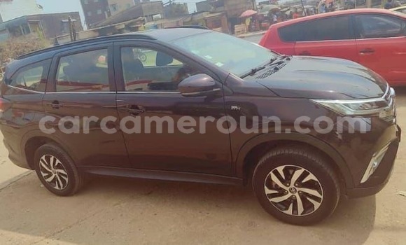 Sayi Na hannu Toyota Rush Sauran Mota in Douala a Ƙasar Kamaru Sayi Na hannu Toyota Rush Sauran Mota in Douala a Ƙasar Kamaru
