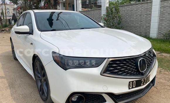 Sayi Imported Acura TLX White Mota in Douala a Ƙasar Kamaru