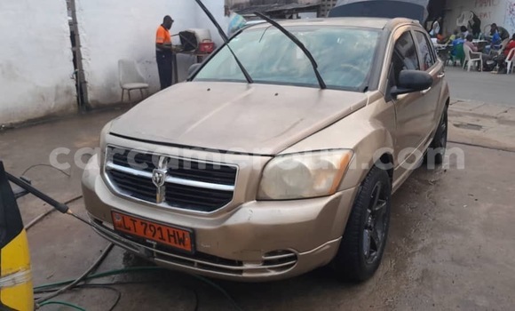 Sayi Na hannu Dodge Viper Brown Mota in Douala a Ƙasar Kamaru