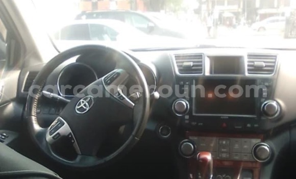 Buy Import Mercedes‒Benz 600 Silver Car in Douala in Littoral Cameroon Buy Import Mercedes‒Benz 600 Silver Car in Douala in Littoral Cameroon