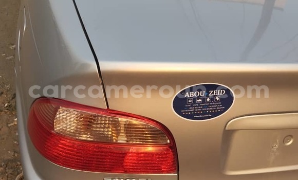 Sayi Na hannu Toyota Avensis Azurfa Mota in Douala a Ƙasar Kamaru Sayi Na hannu Toyota Avensis Azurfa Mota in Douala a Ƙasar Kamaru