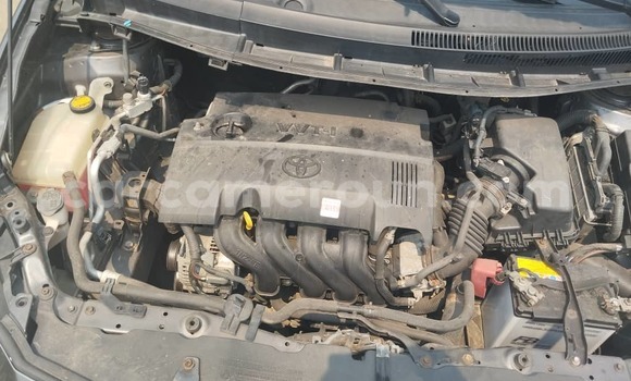 Sayi Na hannu Toyota Auris Black Mota in Douala a Ƙasar Kamaru Sayi Na hannu Toyota Auris Black Mota in Douala a Ƙasar Kamaru