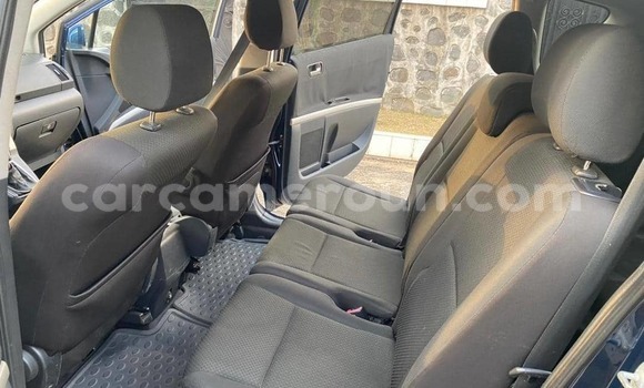 Buy Used Toyota Corolla Verso Blue Car in Douala in Littoral Cameroon Buy Used Toyota Corolla Verso Blue Car in Douala in Littoral Cameroon