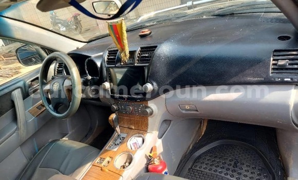 Acheter Occasion Voiture Toyota Highlander Bleu à Douala, Littoral Cameroon Acheter Occasion Voiture Toyota Highlander Bleu à Douala, Littoral Cameroon