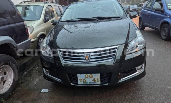 Sayi Imported Toyota Blade Sauran Mota in Douala a Ƙasar Kamaru