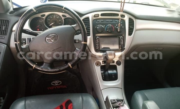 Acheter Occasion Voiture Toyota Highlander Vert à Douala, Littoral Cameroon Acheter Occasion Voiture Toyota Highlander Vert à Douala, Littoral Cameroon