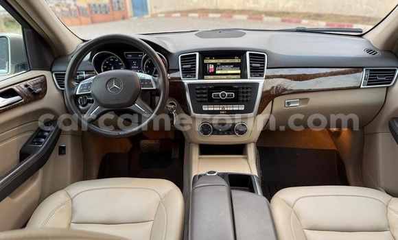 Sayi Sabo Mercedes‒Benz ML–Class Sauran Mota in Yaounde a Babban Kamaru Sayi Sabo Mercedes‒Benz ML–Class Sauran Mota in Yaounde a Babban Kamaru