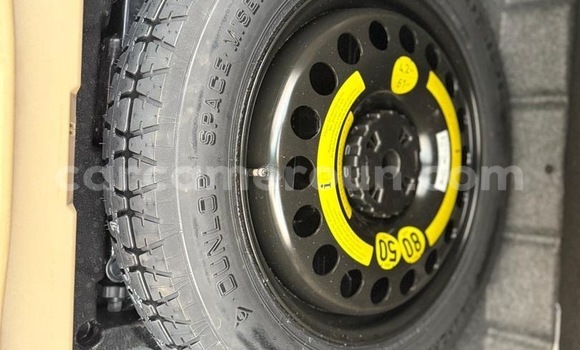 Sayi Sabo Mercedes‒Benz ML–Class Sauran Mota in Yaounde a Babban Kamaru Sayi Sabo Mercedes‒Benz ML–Class Sauran Mota in Yaounde a Babban Kamaru