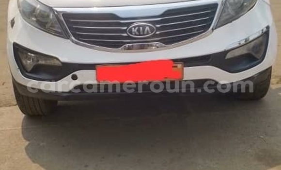 Buy Used Kia Sportage White Car in Douala in Littoral Cameroon Buy Used Kia Sportage White Car in Douala in Littoral Cameroon