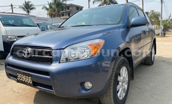 Acheter Import Voiture Toyota RAV4 Bleu à Douala, Littoral Cameroon Acheter Import Voiture Toyota RAV4 Bleu à Douala, Littoral Cameroon
