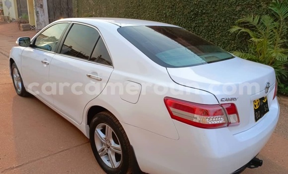 Buy Used Toyota Camry White Car in Yaounde in Central Cameroon Buy Used Toyota Camry White Car in Yaounde in Central Cameroon