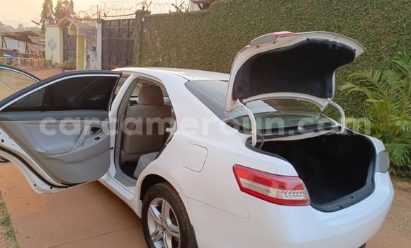Buy Used Toyota Camry White Car in Yaounde in Central Cameroon Buy Used Toyota Camry White Car in Yaounde in Central Cameroon