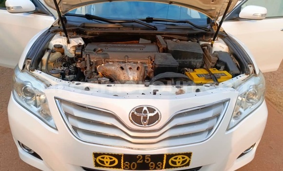 Buy Used Toyota Camry White Car in Yaounde in Central Cameroon Buy Used Toyota Camry White Car in Yaounde in Central Cameroon