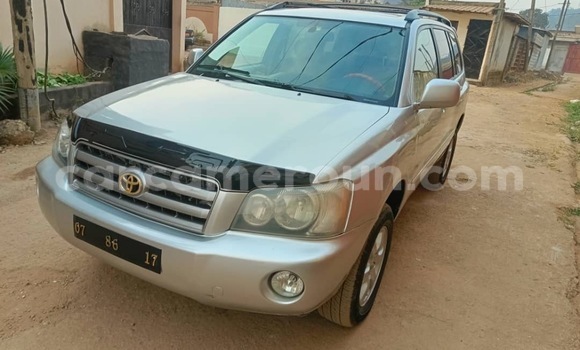 Buy Used Toyota Highlander Silver Car in Yaounde in Central Cameroon Buy Used Toyota Highlander Silver Car in Yaounde in Central Cameroon