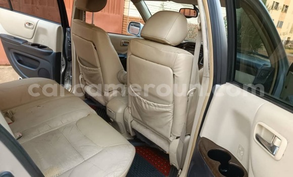 Buy Used Toyota Highlander Silver Car in Yaounde in Central Cameroon Buy Used Toyota Highlander Silver Car in Yaounde in Central Cameroon