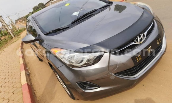 Acheter Occasion Voiture Toyota Matrix Noir à Yaoundé, Central Cameroon