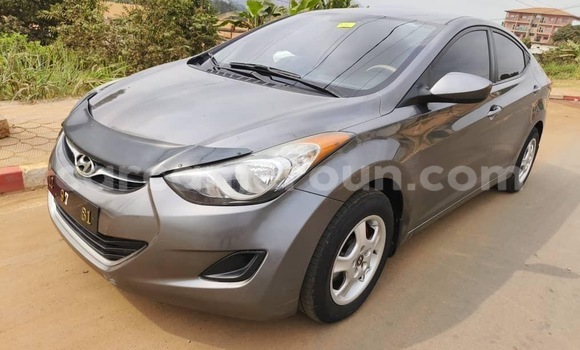 Buy Used Toyota Matrix Black Car in Yaounde in Central Cameroon Buy Used Toyota Matrix Black Car in Yaounde in Central Cameroon