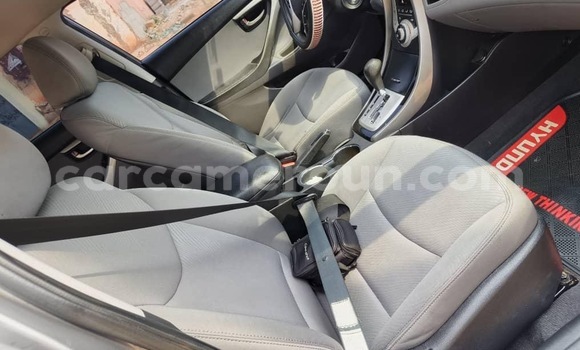 Buy Used Toyota Matrix Black Car in Yaounde in Central Cameroon Buy Used Toyota Matrix Black Car in Yaounde in Central Cameroon