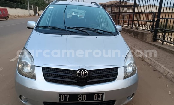 Acheter Occasion Voiture Toyota Corolla Gris à Yaoundé, Central Cameroon Acheter Occasion Voiture Toyota Corolla Gris à Yaoundé, Central Cameroon