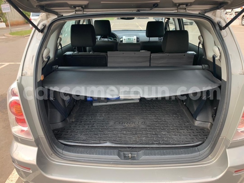 Big with watermark toyota corolla central cameroon yaounde 18142