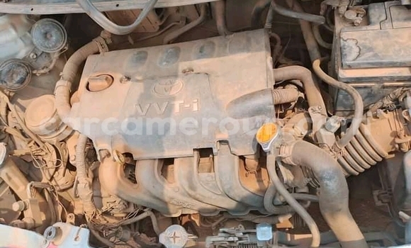 Acheter Occasion Voiture Toyota Yaris Gris à Yaoundé, Central Cameroon Acheter Occasion Voiture Toyota Yaris Gris à Yaoundé, Central Cameroon