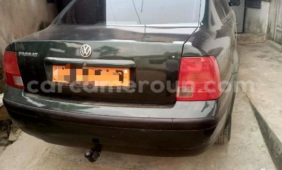 Sayi Na hannu Volkswagen Passat Black Mota in Douala a Ƙasar Kamaru Sayi Na hannu Volkswagen Passat Black Mota in Douala a Ƙasar Kamaru