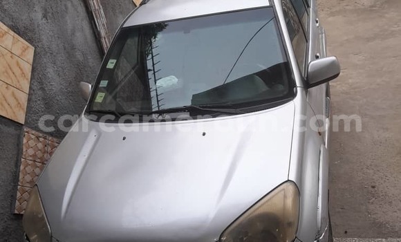 Acheter Occasion Voiture Toyota RAV4 Gris à Douala, Littoral Cameroon Acheter Occasion Voiture Toyota RAV4 Gris à Douala, Littoral Cameroon