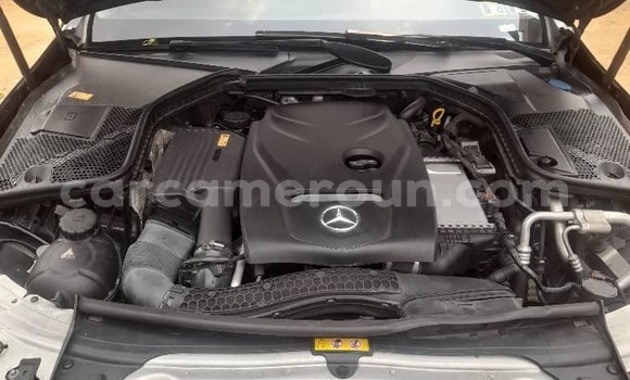 Acheter Occasion Voiture Mercedes-Benz C-Classe Noir à Douala, Littoral Cameroon Acheter Occasion Voiture Mercedes-Benz C-Classe Noir à Douala, Littoral Cameroon