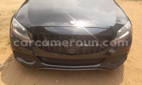 Acheter Occasion Voiture Mercedes-Benz C-Classe Noir à Douala, Littoral Cameroon Acheter Occasion Voiture Mercedes-Benz C-Classe Noir à Douala, Littoral Cameroon