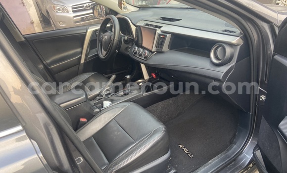 Acheter Import Voiture Toyota RAV4 Gris à Douala, Littoral Cameroon Acheter Import Voiture Toyota RAV4 Gris à Douala, Littoral Cameroon