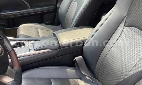 Acheter Occasion Voiture Lexus RX 350 Noir à Douala, Littoral Cameroon Acheter Occasion Voiture Lexus RX 350 Noir à Douala, Littoral Cameroon