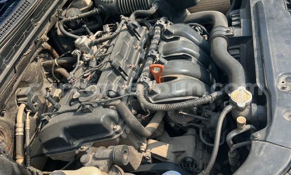 Sayi Na hannu Hyundai Sonata Black Mota in Douala a Ƙasar Kamaru Sayi Na hannu Hyundai Sonata Black Mota in Douala a Ƙasar Kamaru