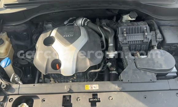 Acheter Occasion Voiture Hyundai Santa Fe Gris à Douala, Littoral Cameroon Acheter Occasion Voiture Hyundai Santa Fe Gris à Douala, Littoral Cameroon