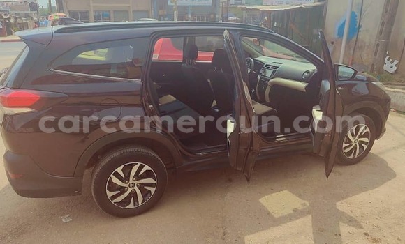 Sayi Na hannu Toyota Rush Sauran Mota in Douala a Ƙasar Kamaru Sayi Na hannu Toyota Rush Sauran Mota in Douala a Ƙasar Kamaru