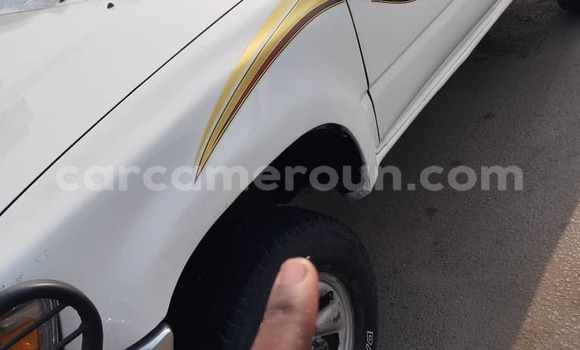 Acheter Occasion Voiture Toyota Pickup Blanc à Douala, Littoral Cameroon Acheter Occasion Voiture Toyota Pickup Blanc à Douala, Littoral Cameroon