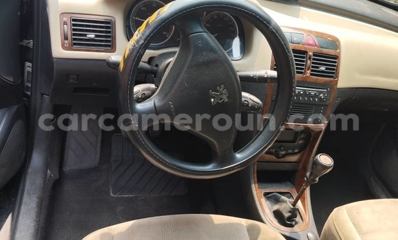 Sayi Na hannu Peugeot 307 Black Mota in Douala a Ƙasar Kamaru Sayi Na hannu Peugeot 307 Black Mota in Douala a Ƙasar Kamaru