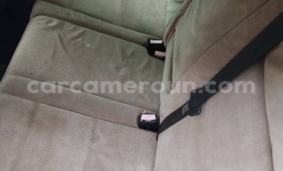 Sayi Na hannu Peugeot 307 Black Mota in Douala a Ƙasar Kamaru Sayi Na hannu Peugeot 307 Black Mota in Douala a Ƙasar Kamaru