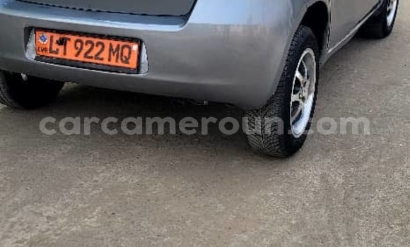 Acheter Occasion Voiture Toyota Yaris Rouge à Douala, Littoral Cameroon Acheter Occasion Voiture Toyota Yaris Rouge à Douala, Littoral Cameroon