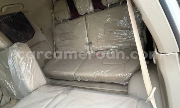 Acheter Occasion Voiture Toyota Land Cruiser Prado Blanc à Yaoundé, Central Cameroon Acheter Occasion Voiture Toyota Land Cruiser Prado Blanc à Yaoundé, Central Cameroon