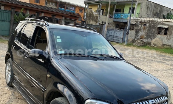 Acheter Occasion Voiture Mercedes‒Benz ML–Class Noir à Douala, Littoral Cameroon Acheter Occasion Voiture Mercedes‒Benz ML–Class Noir à Douala, Littoral Cameroon