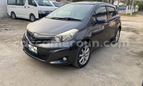Buy Import Toyota Vitz Other Car in Douala in Littoral Cameroon