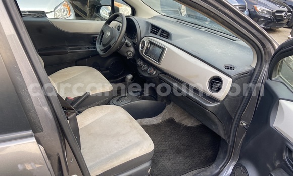 Acheter Import Voiture Toyota Vitz Autre à Douala, Littoral Cameroon Acheter Import Voiture Toyota Vitz Autre à Douala, Littoral Cameroon