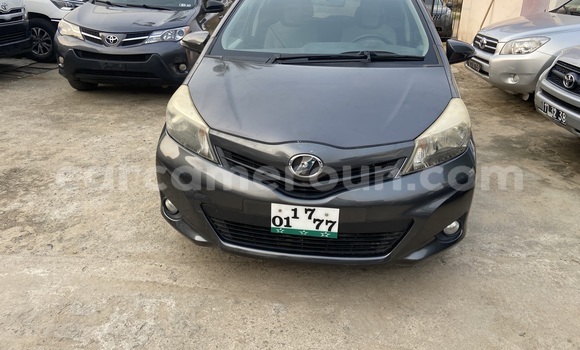 Acheter Import Voiture Toyota Vitz Autre à Douala, Littoral Cameroon Acheter Import Voiture Toyota Vitz Autre à Douala, Littoral Cameroon
