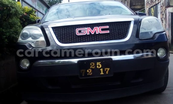 Sayi Na hannu GMC Acadia Black Mota in Douala a Ƙasar Kamaru